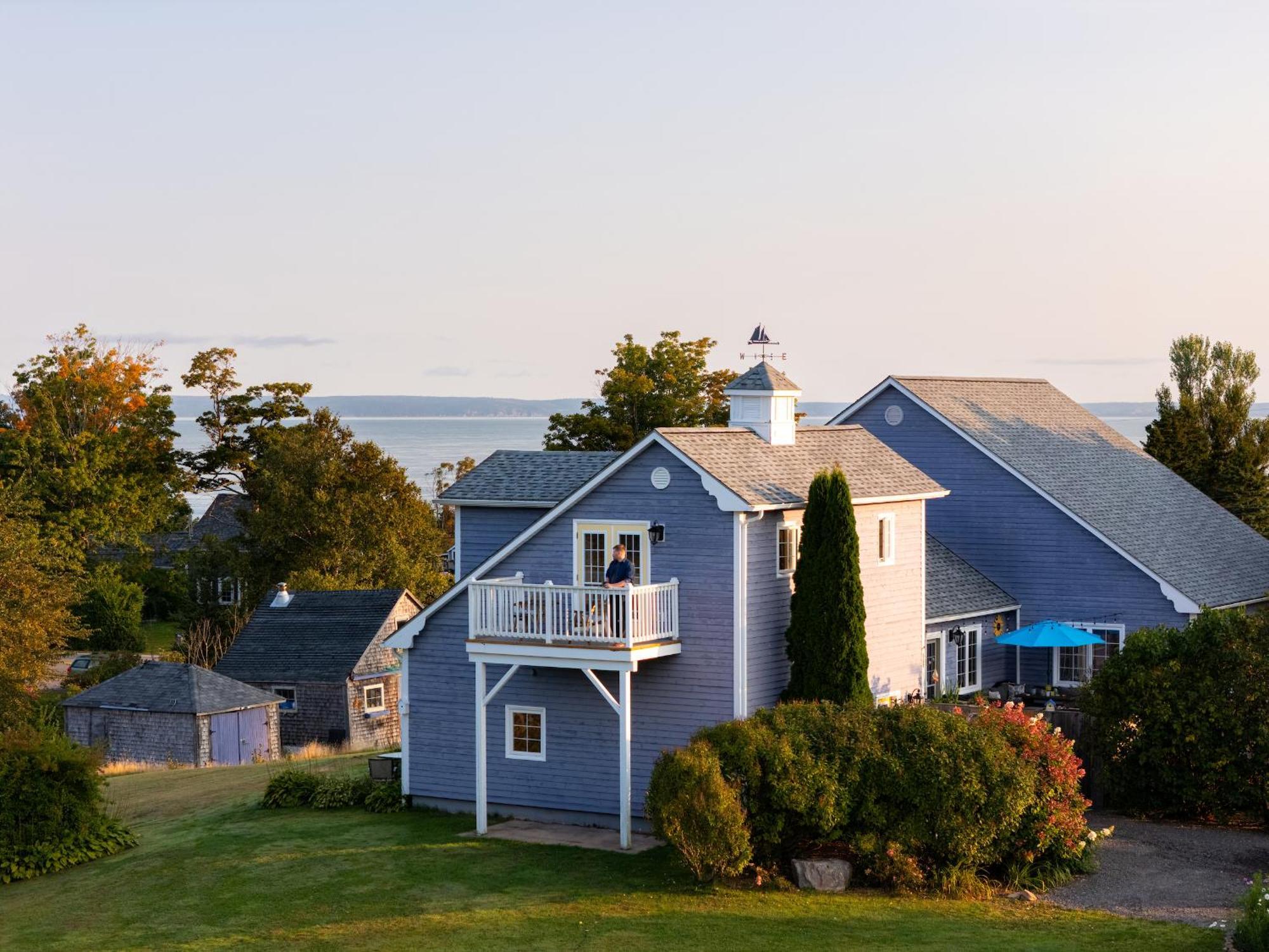 Tides Inn Guest Suites Halls Harbour Exteriér fotografie